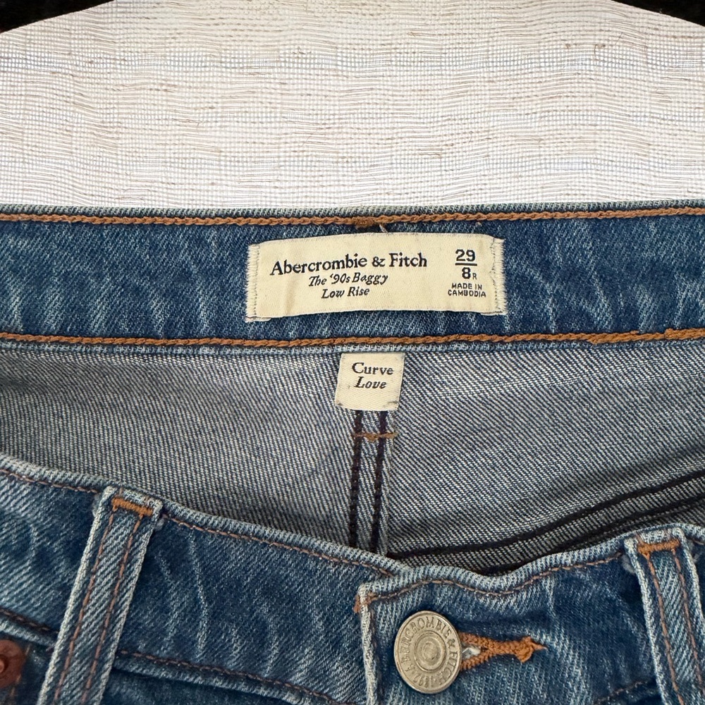 Abercrombie & Fitch Women’s Low Rise 90s Baggy Jean Curve Love